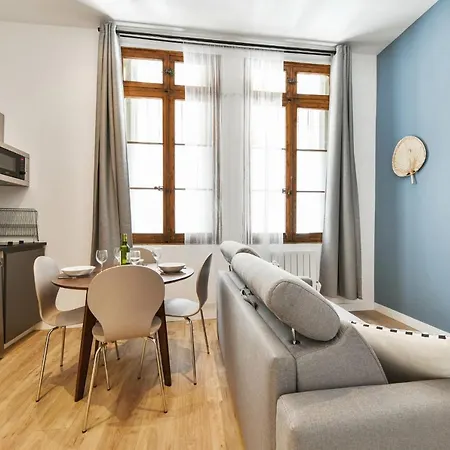 Apartment Cosy Studio 9 Minutes From The Port Away In - Welkeys Marseille